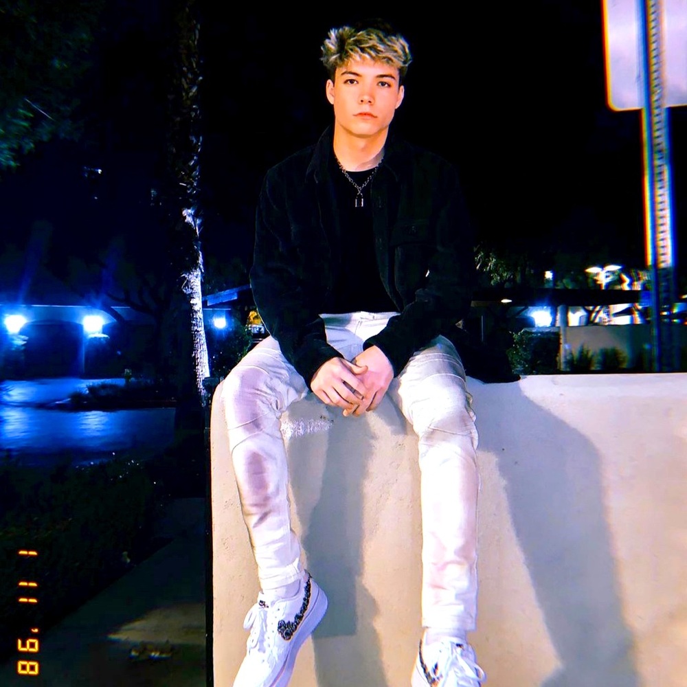 A Tiziano white denim jeans